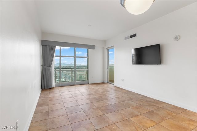 150 Las Vegas Boulevard 818, Las Vegas, NV 89101