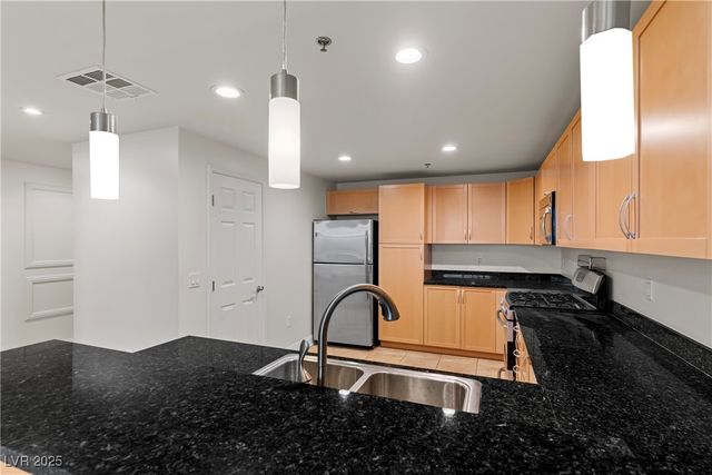 150 Las Vegas Boulevard 818, Las Vegas, NV 89101