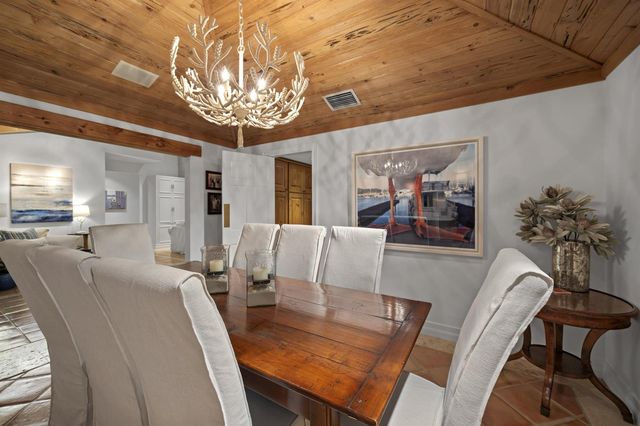 122 Lighthouse Drive, Jupiter Inlet Colony, FL 33469
