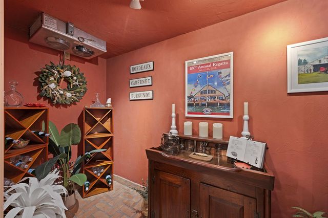 122 Lighthouse Drive, Jupiter Inlet Colony, FL 33469