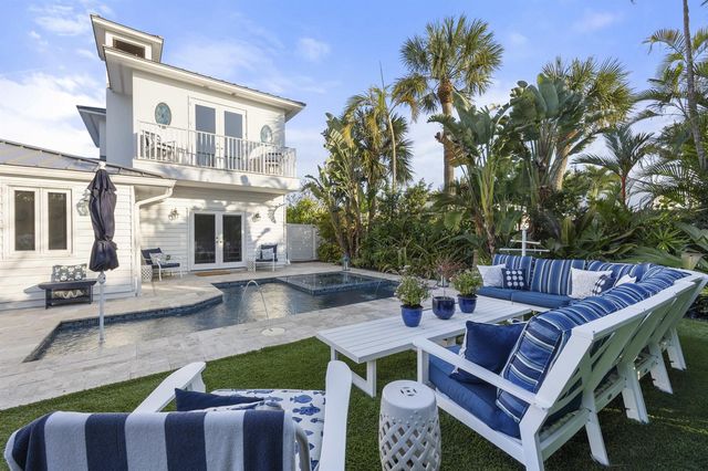 122 Lighthouse Drive, Jupiter Inlet Colony, FL 33469