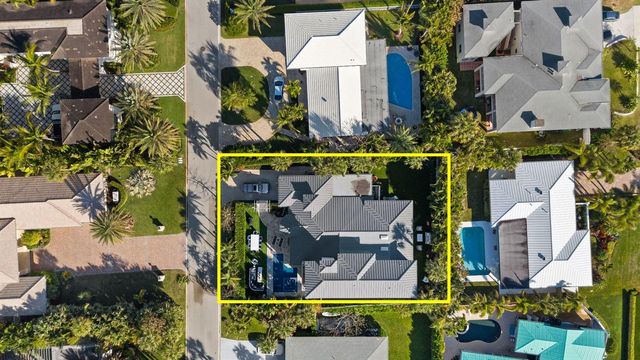 122 Lighthouse Drive, Jupiter Inlet Colony, FL 33469