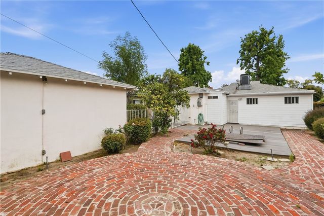 12615 Califa, Valley Village, CA 91607