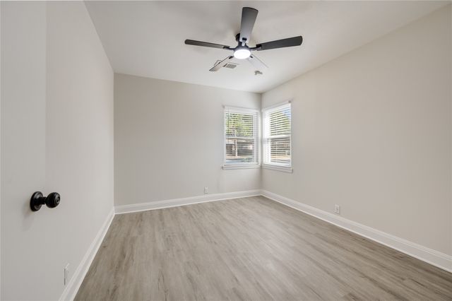 4125 Doeline Street, Haltom City, TX 76117