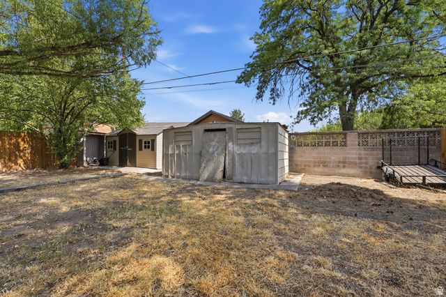 1207 S MISSION RD, Salt Lake City, UT 84104