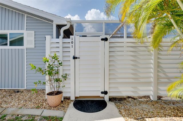 3300 LOVELAND BOULEVARD 101, Punta Gorda, FL 33980