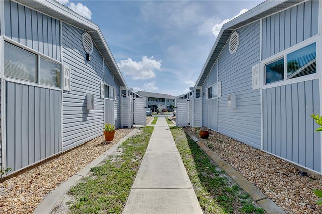 3300 LOVELAND BOULEVARD 101, Punta Gorda, FL 33980