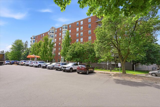 1425 W 28th Street 322, Minneapolis, MN 55408