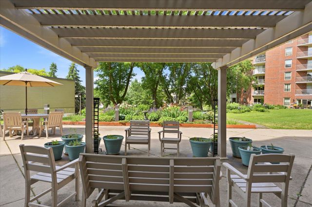 1425 W 28th Street 322, Minneapolis, MN 55408