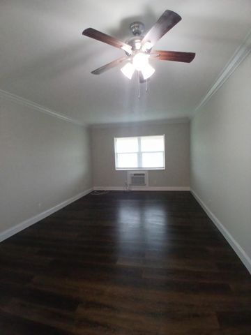 1480 E SAMPLE Road 307, Pompano Beach, FL 33064