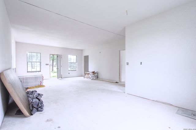 278 County Road 6862, Natalia, TX 78059