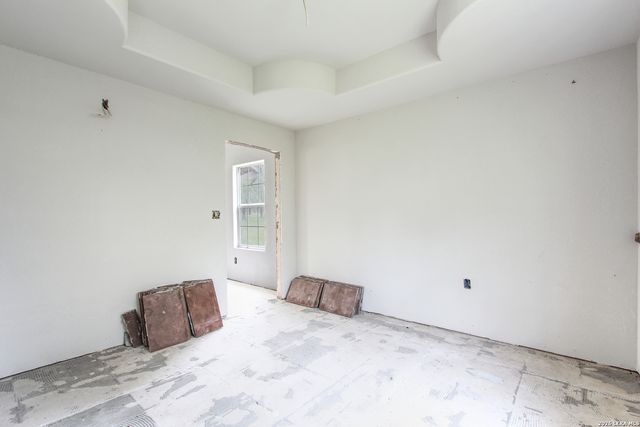 278 County Road 6862, Natalia, TX 78059