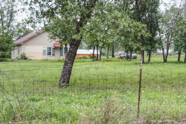 278 County Road 6862, Natalia, TX 78059