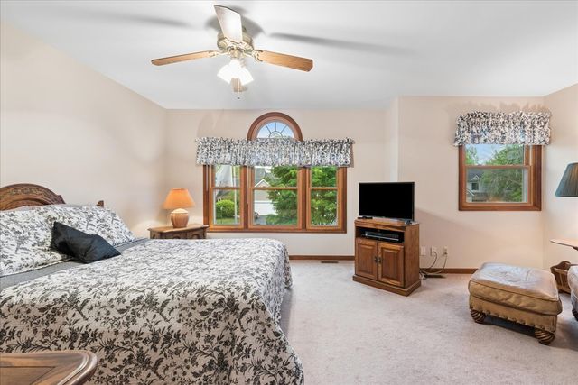 968 Milford Street, Cary, IL 60013