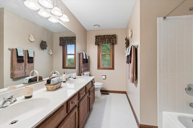 968 Milford Street, Cary, IL 60013