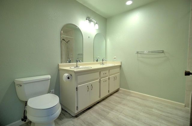 2510 Teresa Ct, Turlock, CA 95382