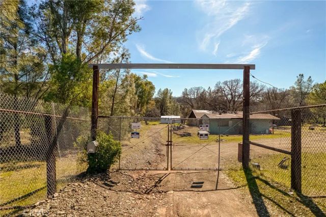 23059 Jerusalem Grade, Lower Lake, CA 95457