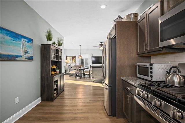 8 Tea Party Drive, Uxbridge, MA 01569