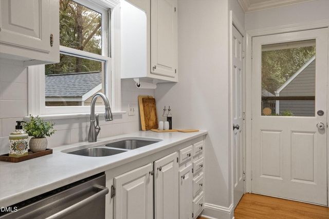 3305 E Jameson Road, Raleigh, NC 27604