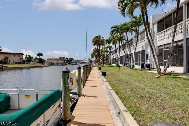708 Victoria DR 105, Cape Coral, FL 33904
