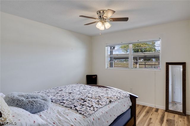 708 Victoria DR 105, Cape Coral, FL 33904