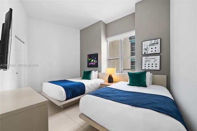 4111 S Ocean Drive 201, Hollywood, FL 33019