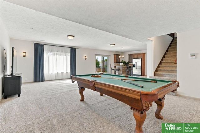 12504 S 81 Avenue, Papillion, NE 68046