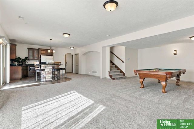 12504 S 81 Avenue, Papillion, NE 68046