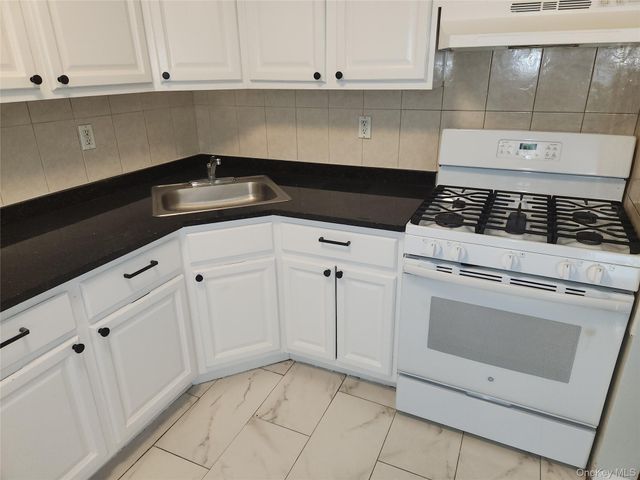 12 East 29th Street E, Brooklyn, NY 11226
