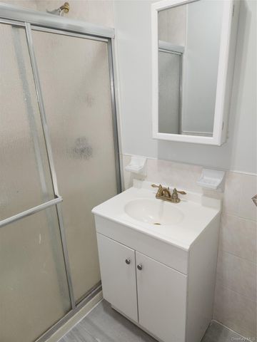 12 East 29th Street E, Brooklyn, NY 11226