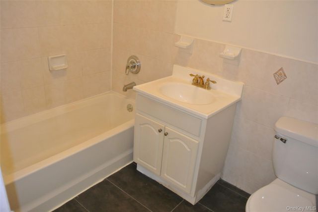 12 East 29th Street E, Brooklyn, NY 11226