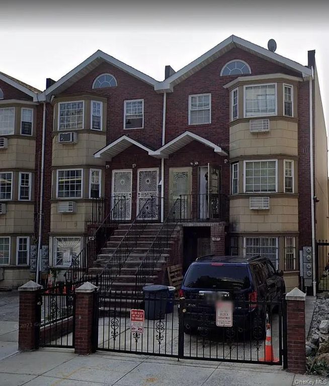 12 East 29th Street E, Brooklyn, NY 11226