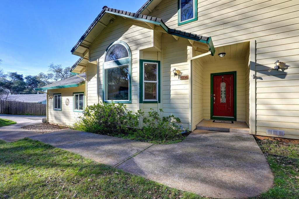 4830 Tomandee Ln, Shingle Springs, CA 95682