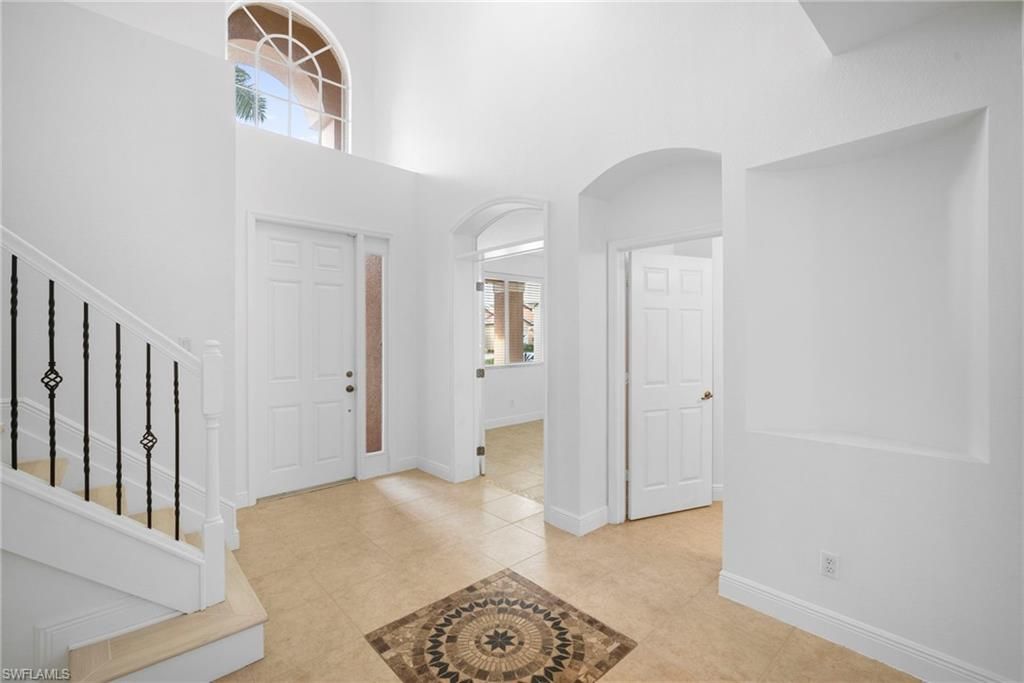 8286 Sumner AVE 1, FORT MYERS, FL 33908 — photo 2