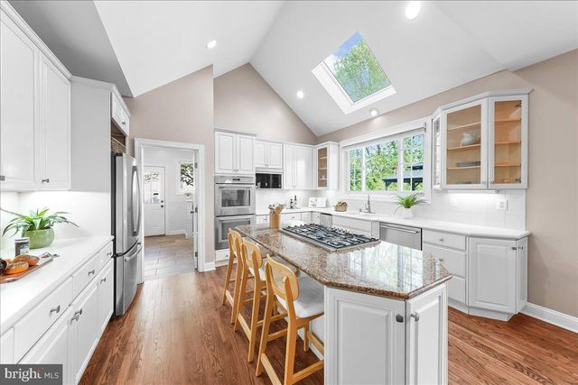 3507 RUNNYMEADE DR, Newtown Square, PA 19073