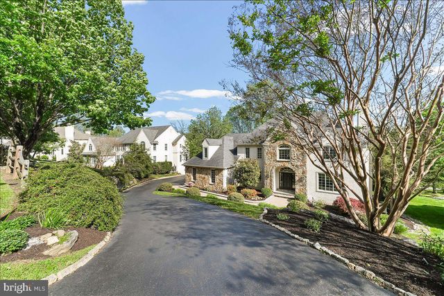 3507 RUNNYMEADE DR, Newtown Square, PA 19073