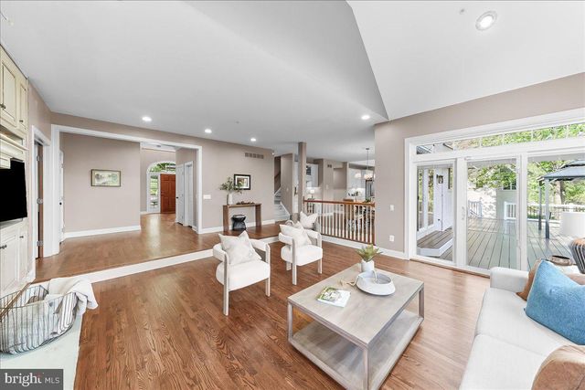 3507 RUNNYMEADE DR, Newtown Square, PA 19073