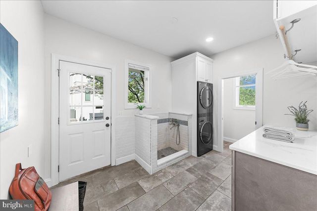 3507 RUNNYMEADE DR, Newtown Square, PA 19073