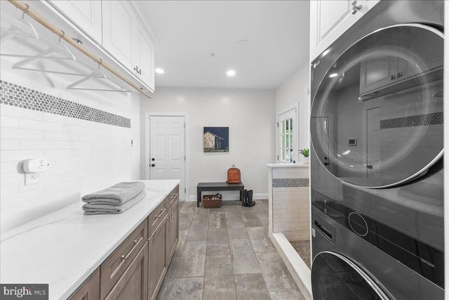 3507 RUNNYMEADE DR, Newtown Square, PA 19073