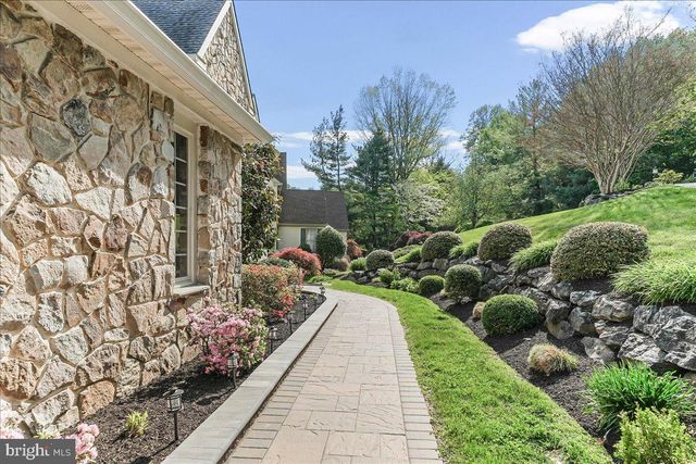 3507 RUNNYMEADE DR, Newtown Square, PA 19073