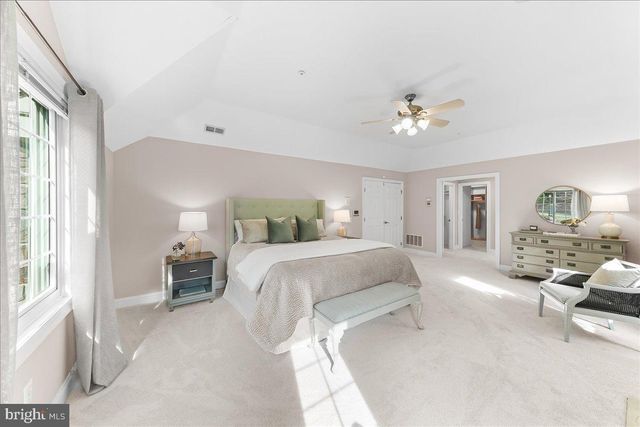 3507 RUNNYMEADE DR, Newtown Square, PA 19073