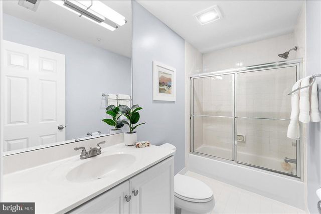 3507 RUNNYMEADE DR, Newtown Square, PA 19073