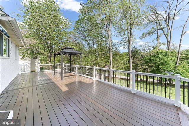 3507 RUNNYMEADE DR, Newtown Square, PA 19073