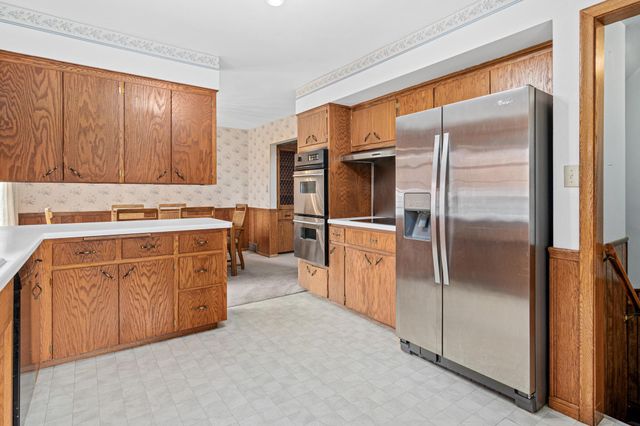 1014 Idaho Avenue W, Saint Paul, MN 55117
