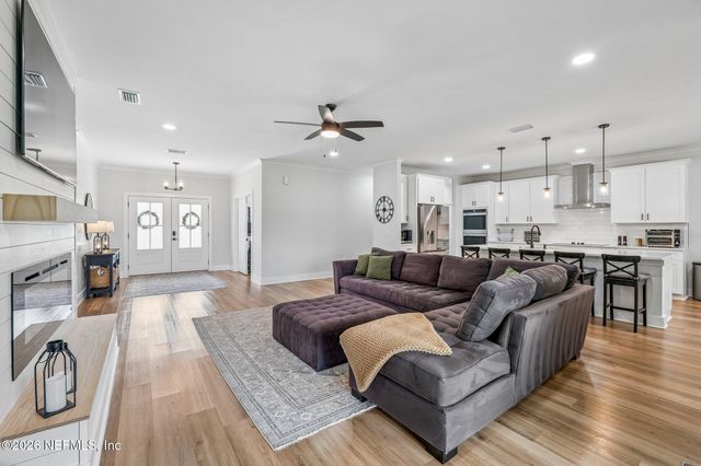 3515 OGLEBAY Drive, Green Cove Springs, FL 32043