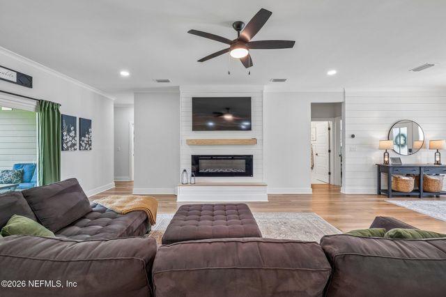 3515 OGLEBAY Drive, Green Cove Springs, FL 32043