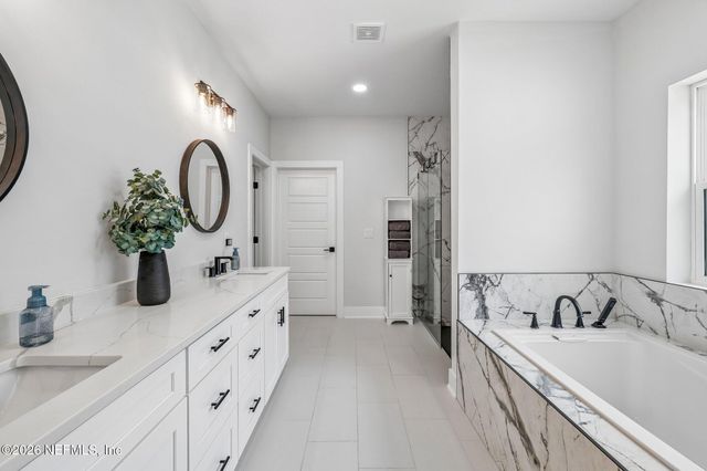 3515 OGLEBAY Drive, Green Cove Springs, FL 32043