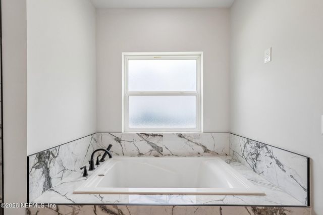 3515 OGLEBAY Drive, Green Cove Springs, FL 32043