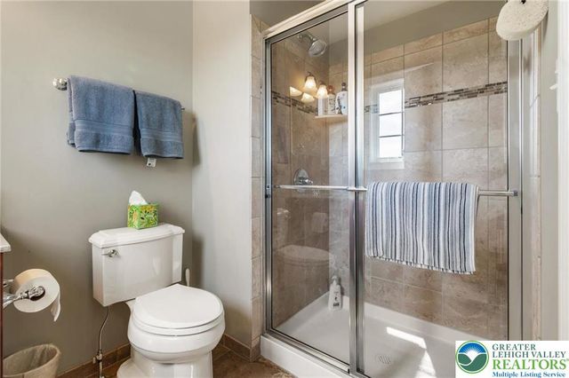 1970 Carriage Knoll Drive, Bethlehem City, PA 18015