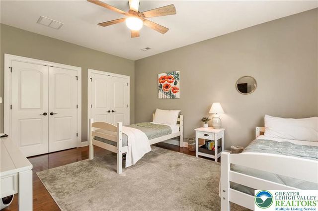 1970 Carriage Knoll Drive, Bethlehem City, PA 18015